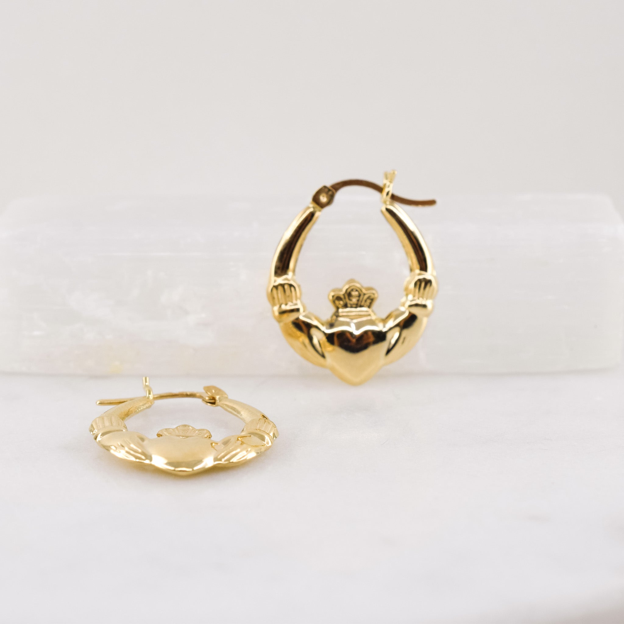 vintage gold claddagh hoop earrings, folklor vintage jewelry canada