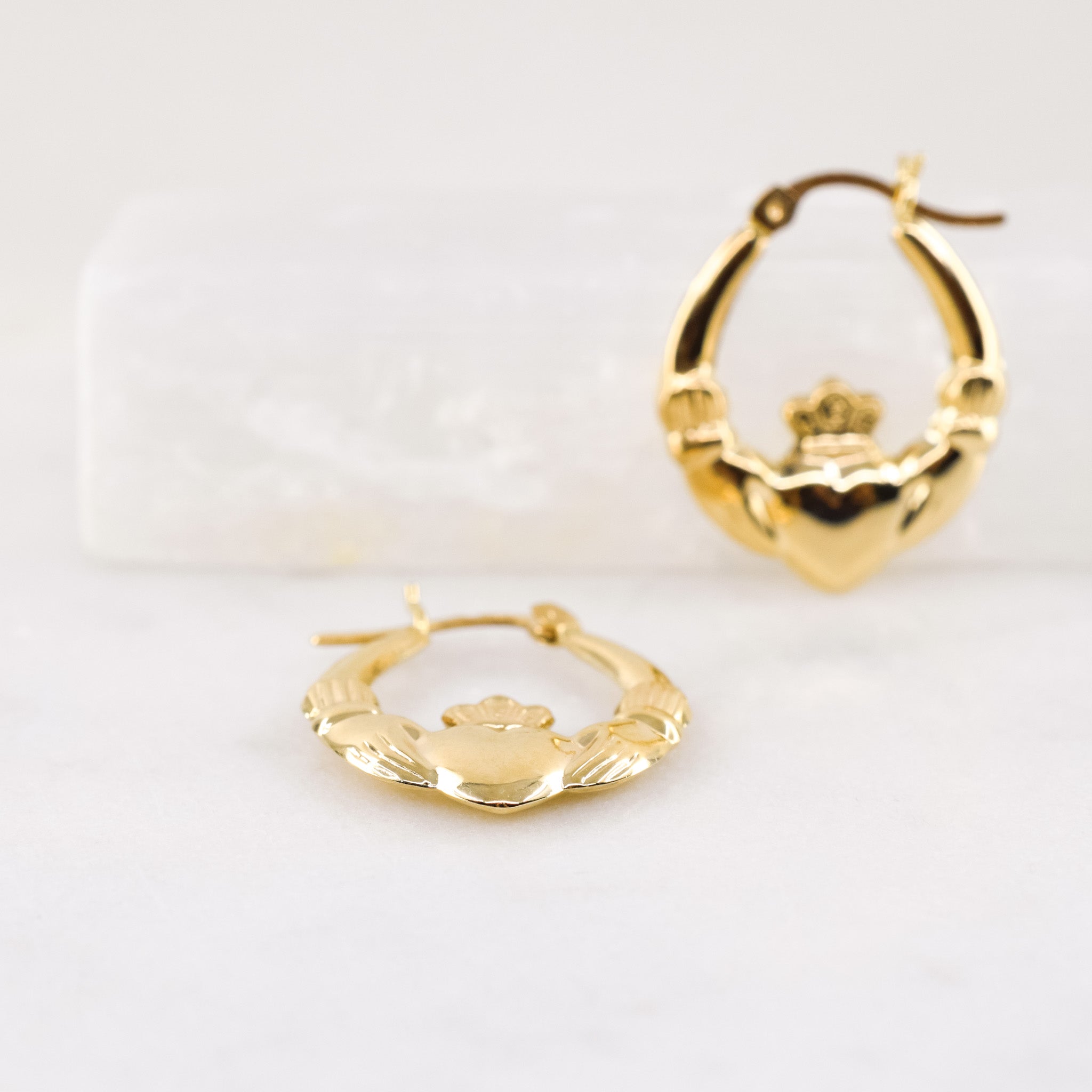 vintage gold claddagh hoop earrings, folklor vintage jewelry canada