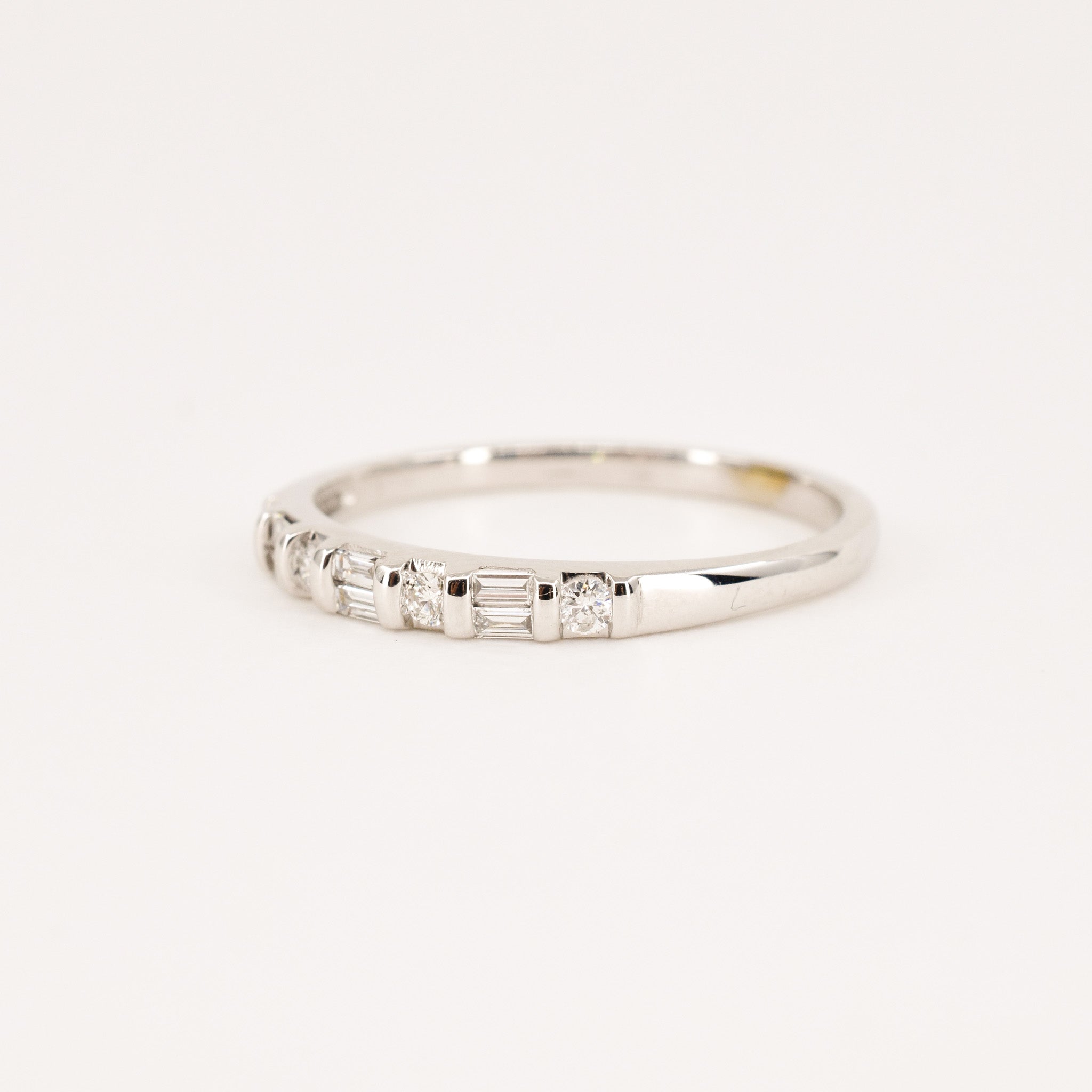 vintage white gold diamond wedding band, folklor vintage jewelry canada