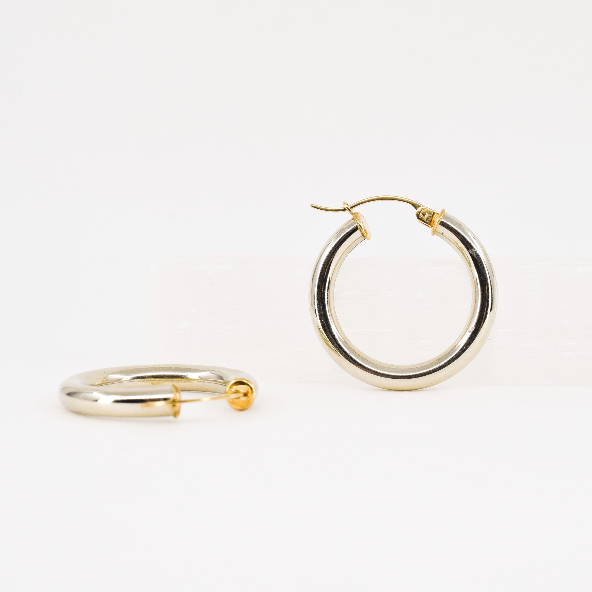 vintage gold two toned hoops earrings, folklor vintage jewelry canada