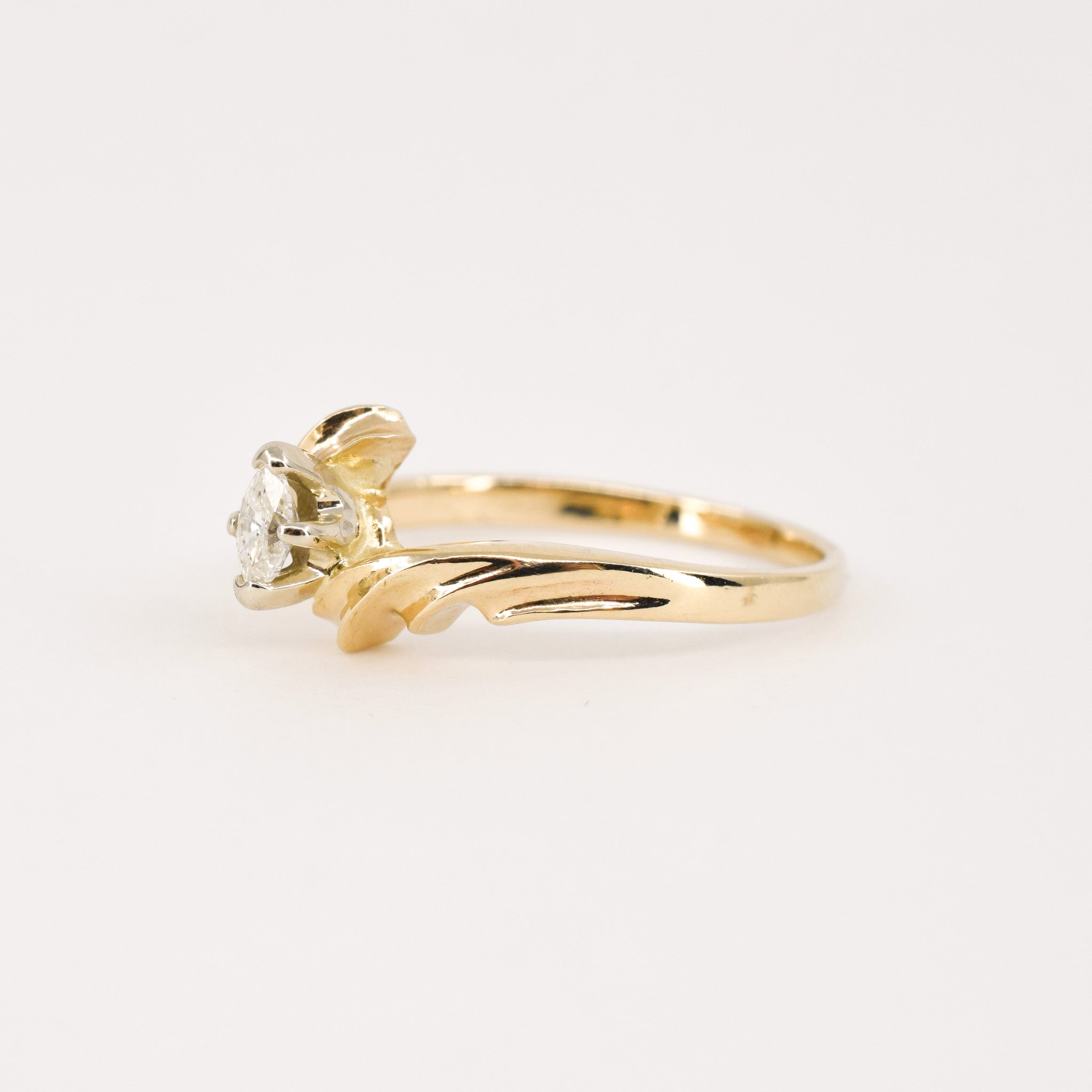 vintage gold and diamond marquise engagement ring, folklor vintage jewelry store canada