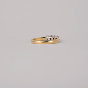 vintage gold diamond trilogy ring, folklor