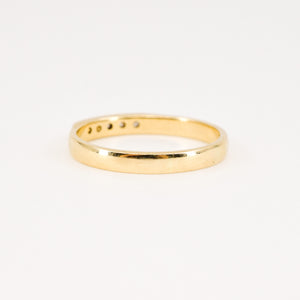 vintage gold and diamond channel set wedding band, folklor vintage jewelry shop canada