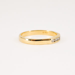 vintage gold and diamond channel set wedding band, folklor vintage jewelry shop canada]