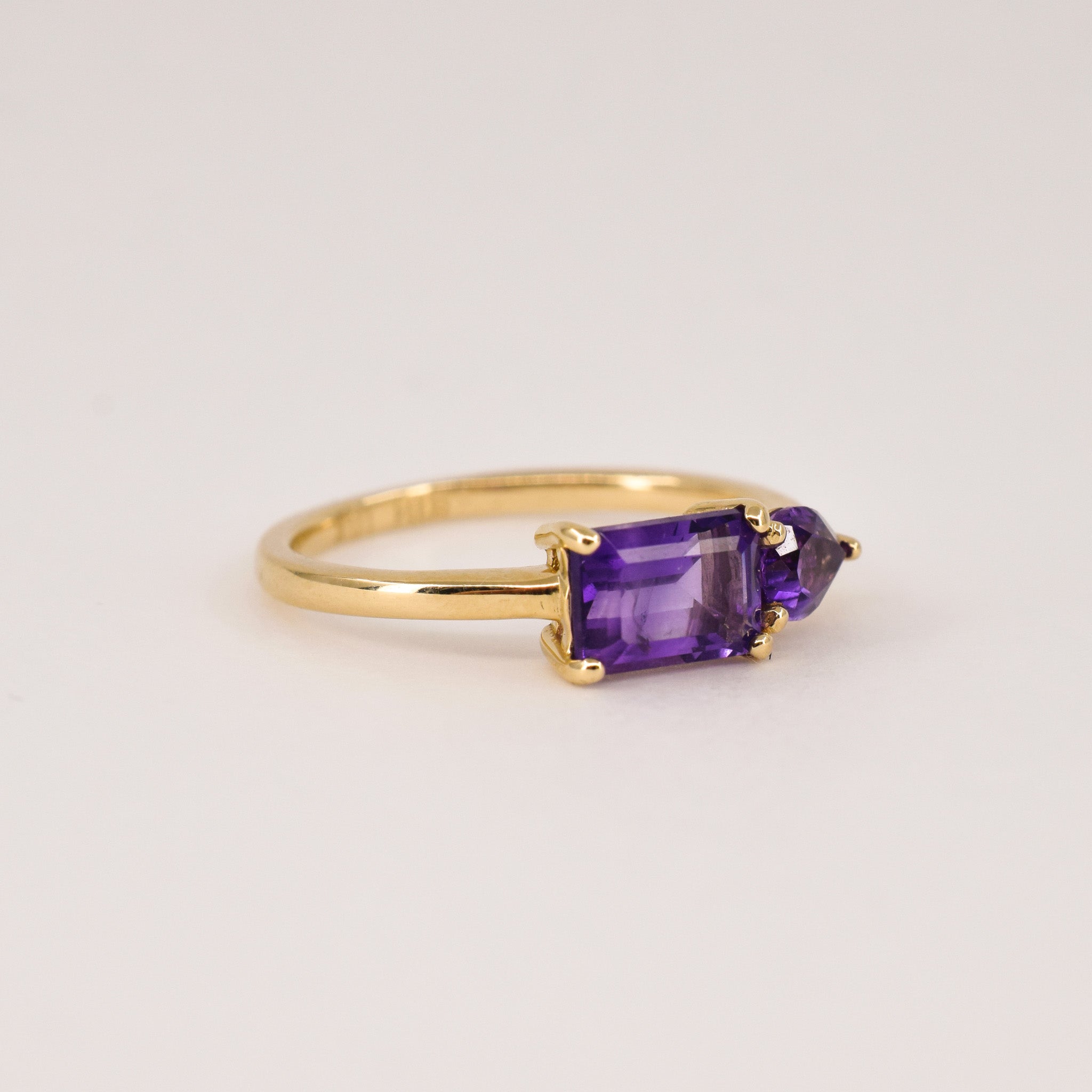 vintage gold amethyst moi et toi ring, amethyst ring, folklor vintage jewelry canada