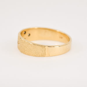 vintage gold brushed diamond ring, folklor vintage jewelry canada