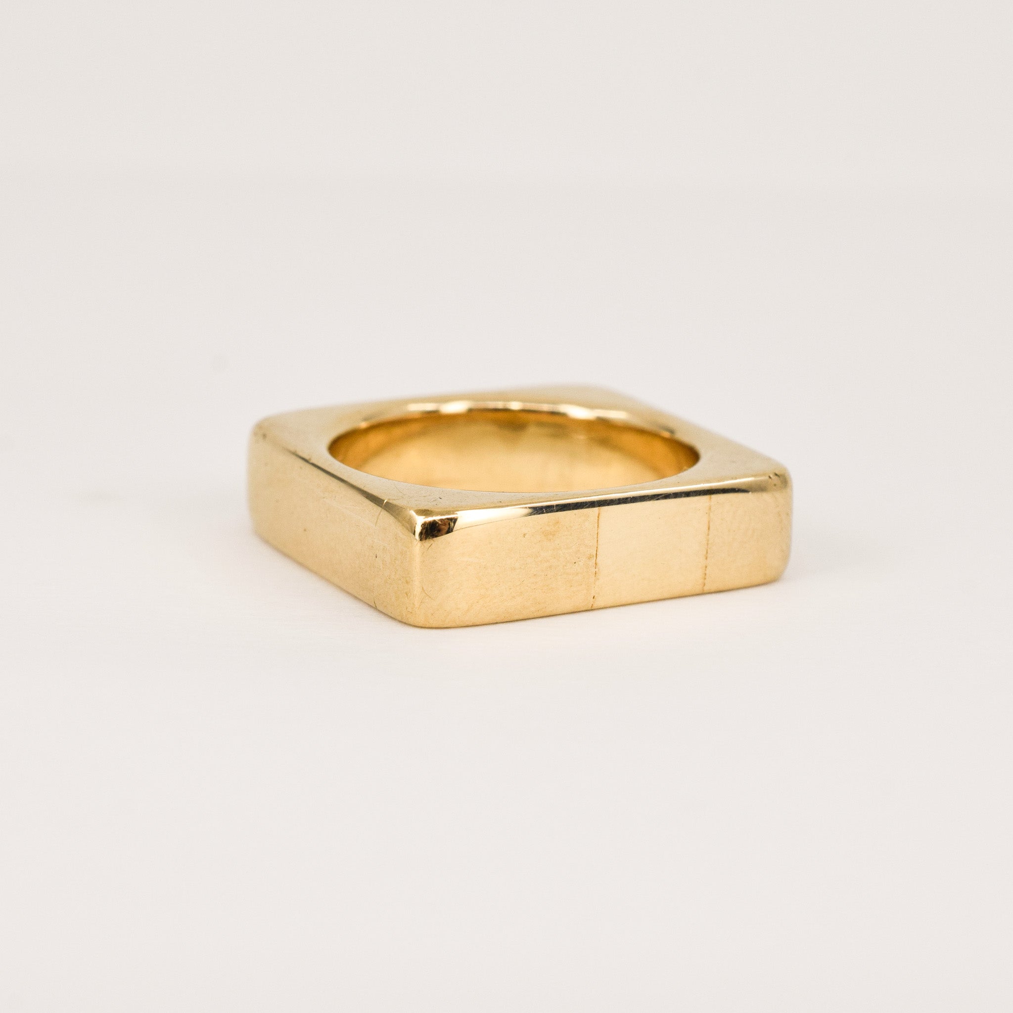 vintage gold british ring, folklor vintage jewelry canada