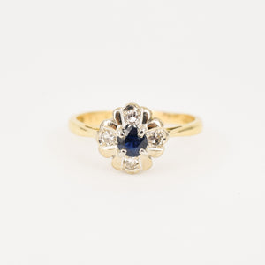 vintage sapphire and diamond ring made in London in the 60's, folklor vintage jewelry canada 