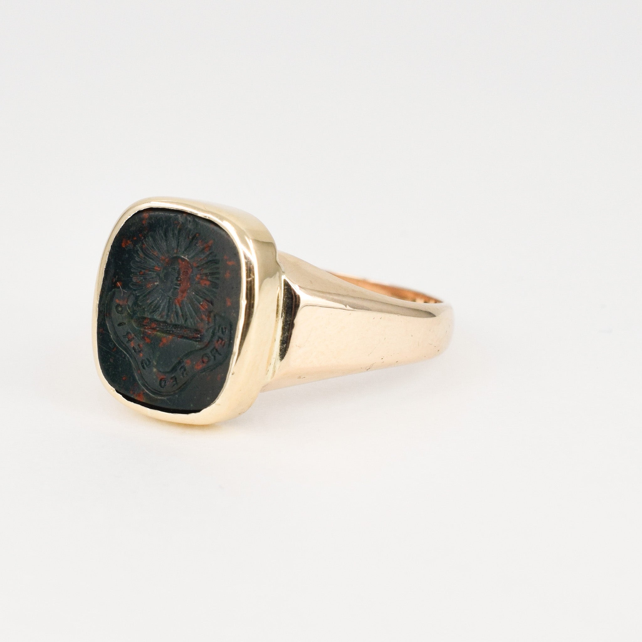 vintage gold bloodstone signet ring, folklor vintage jewelry canada