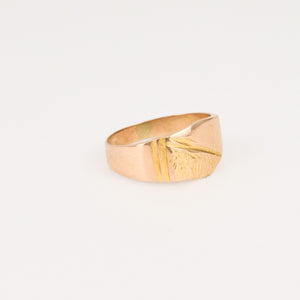 vintage gold pinky signet ring, folklor vintage jewelry canada