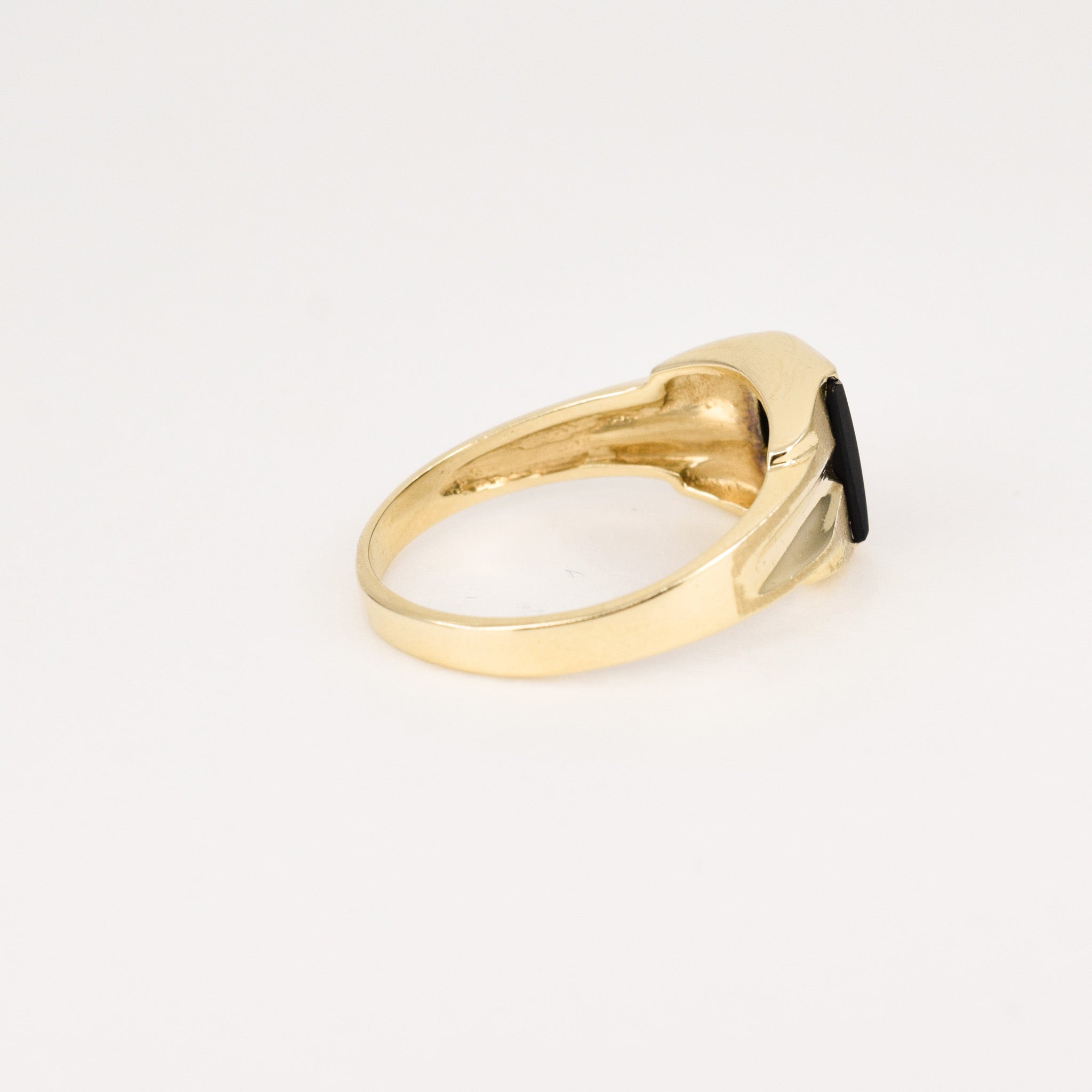 vintage onyx ring, folklor vintage jewelry canada