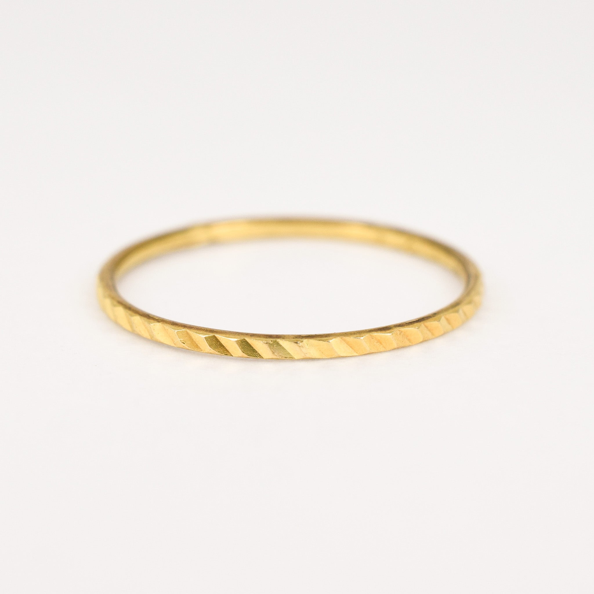 Vintage gold stacking ring, folklor vintage jewelry canada