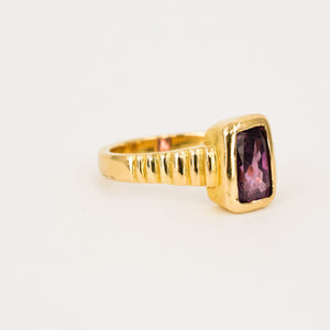 19k vintage bezel set ruby engagement ring, folklor vintage jewelry canada 