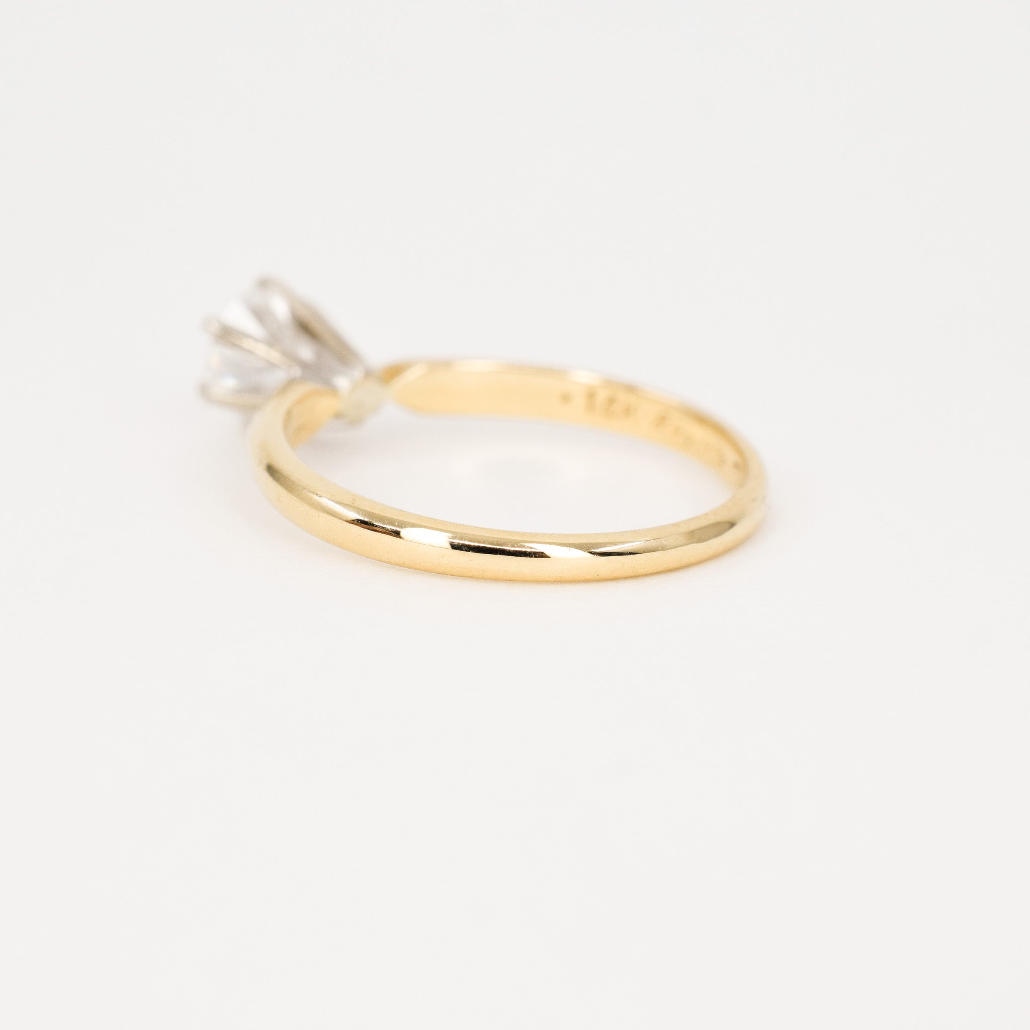 vintage solitaire diamond engagement ring, folklor vintage jewelry canada
