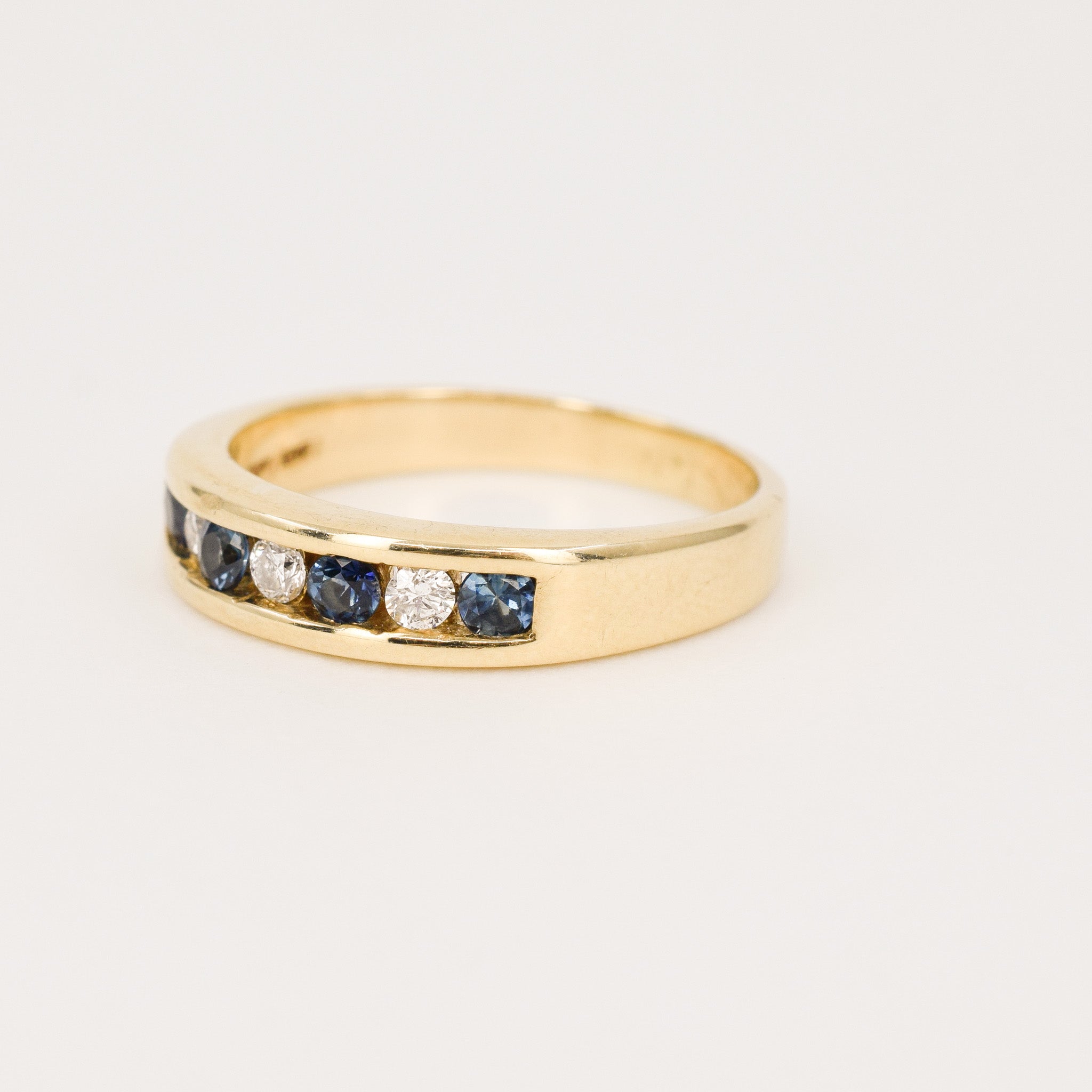 vintage sapphire and diamond channel set wedding band, folklor vintage jewelry canada