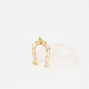 vintage horseshoe charm pendant, folklor vintage jewelry canada]