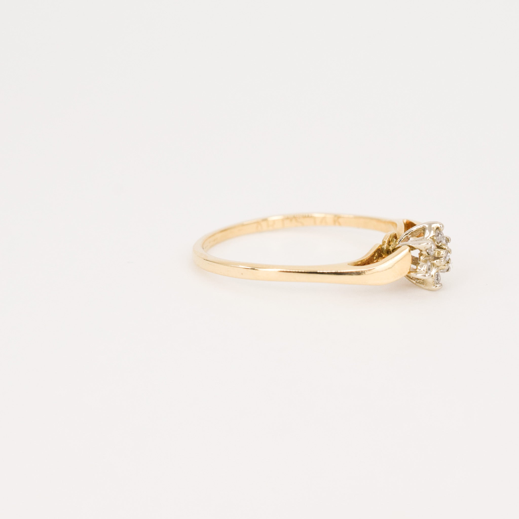 vintage diamond flower cluster ring, folklor vintage jewelry canada