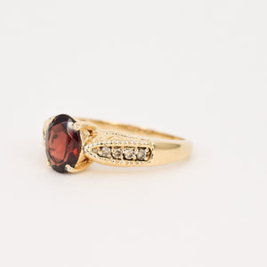 vintage garnet ring, folklor vintage jewelry canada