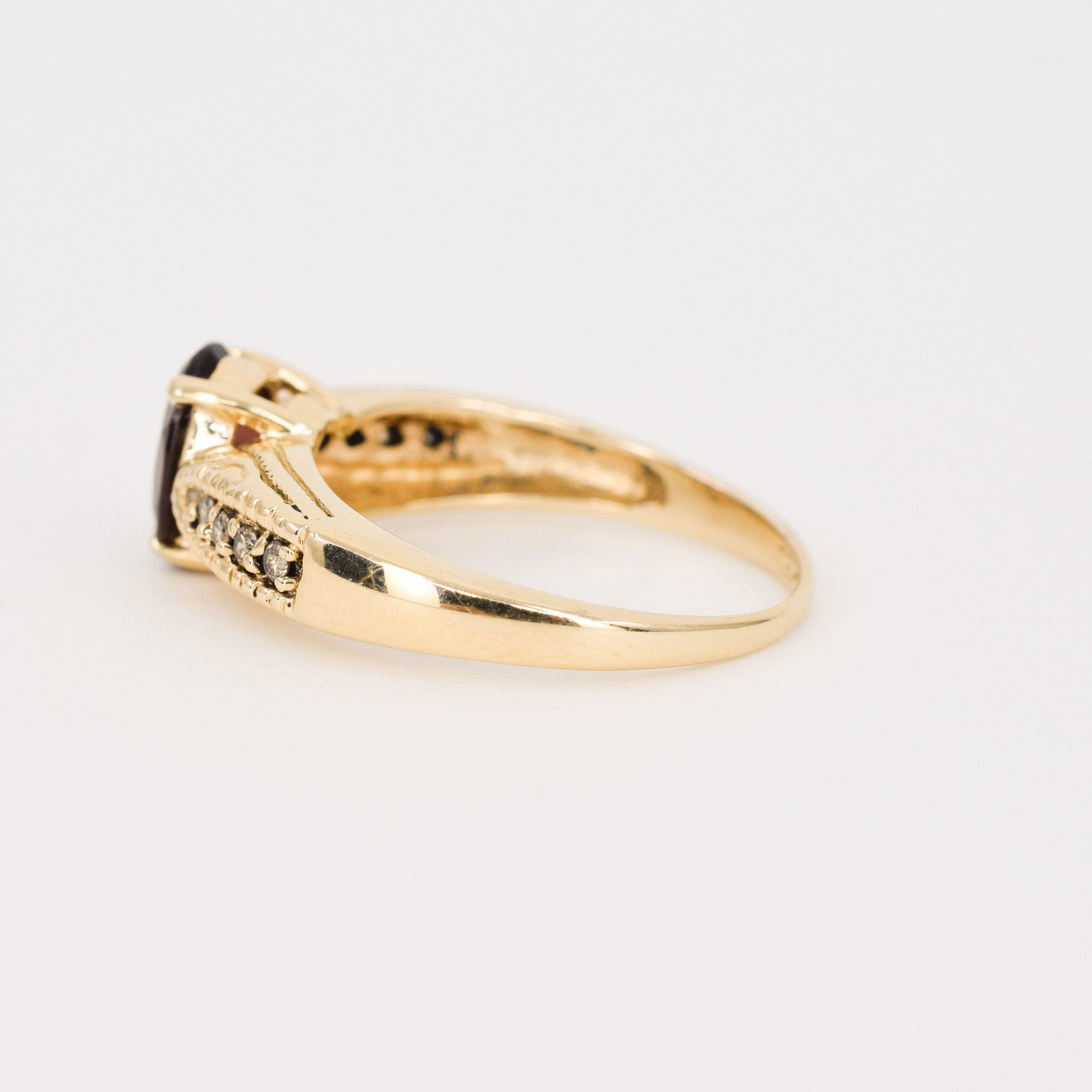 vintage garnet ring, folklor vintage jewelry canada
