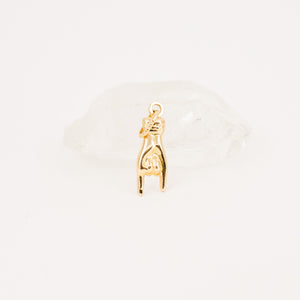 Mano Cornuto | Horned Hand Pendant (18k)
