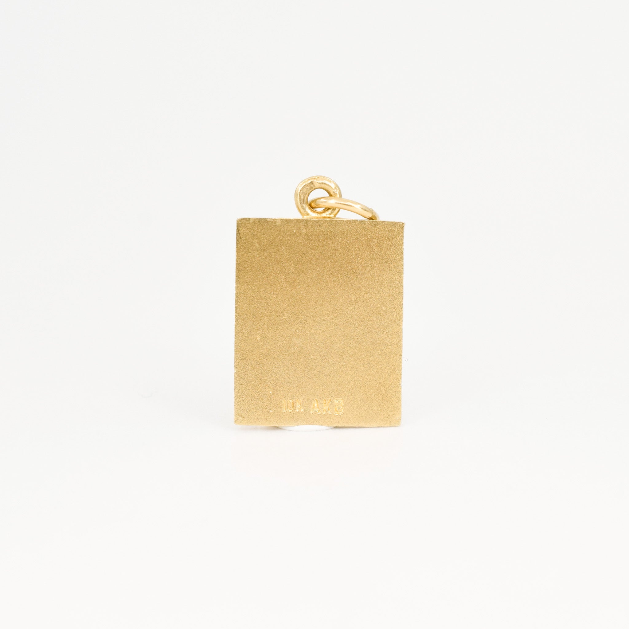 vintage 'u' gold pendant, folklor vintage jewelry canada