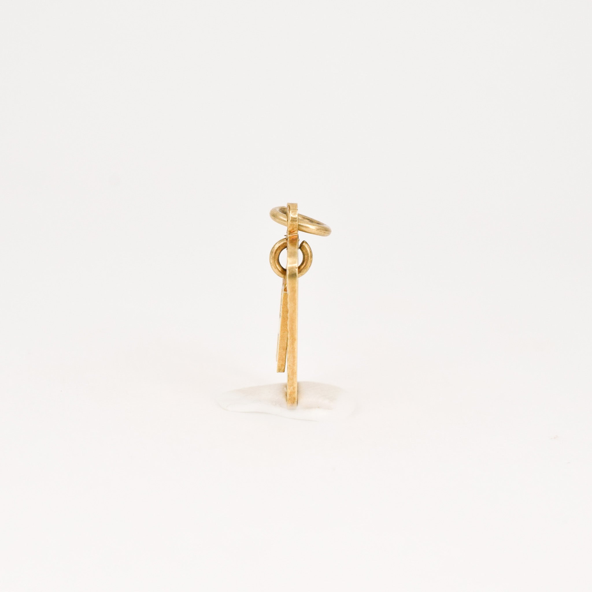 vintage gold H pendant, folklor vintage jewelry canada