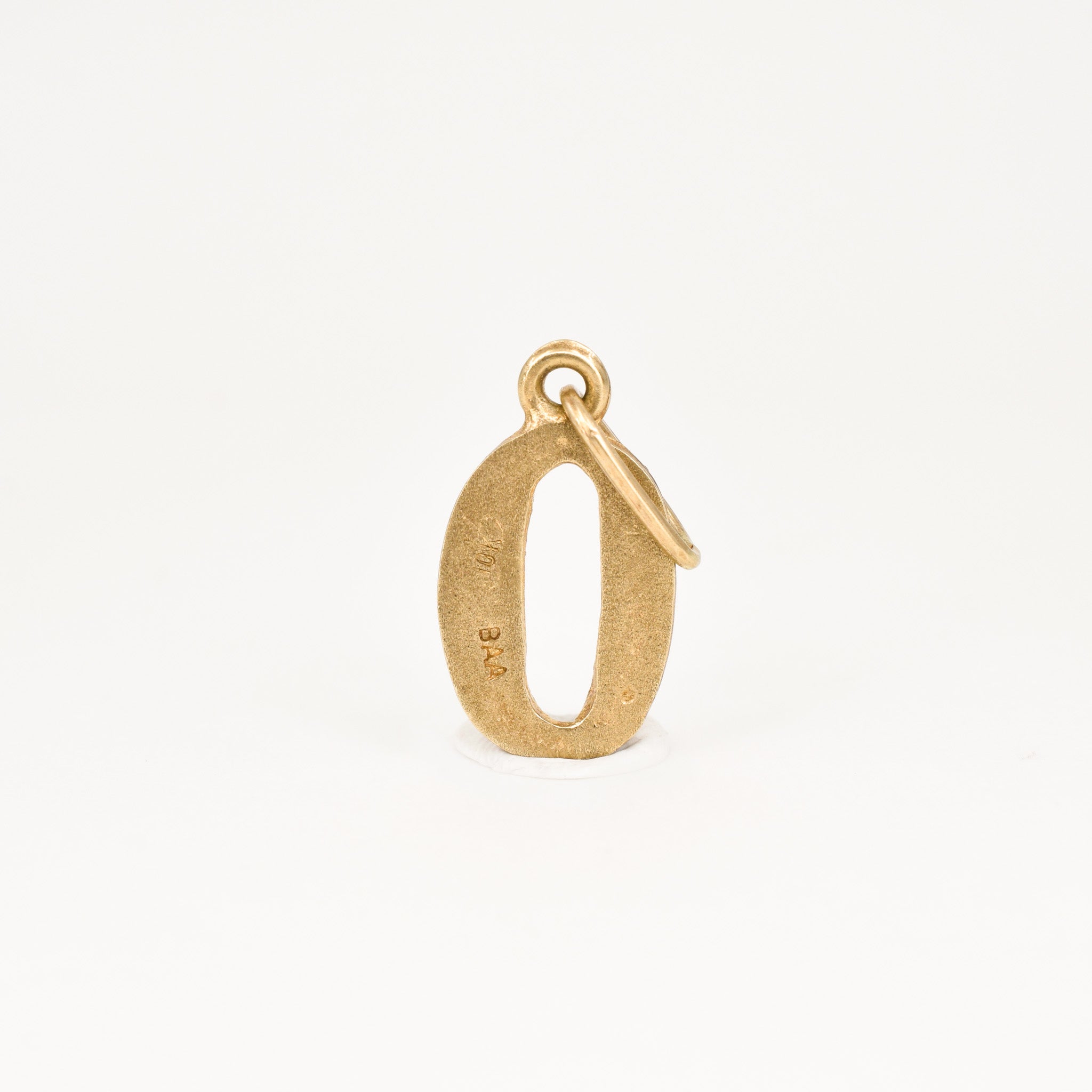 vintage cursive 'O' pendant, folklor vintage jewelry canada