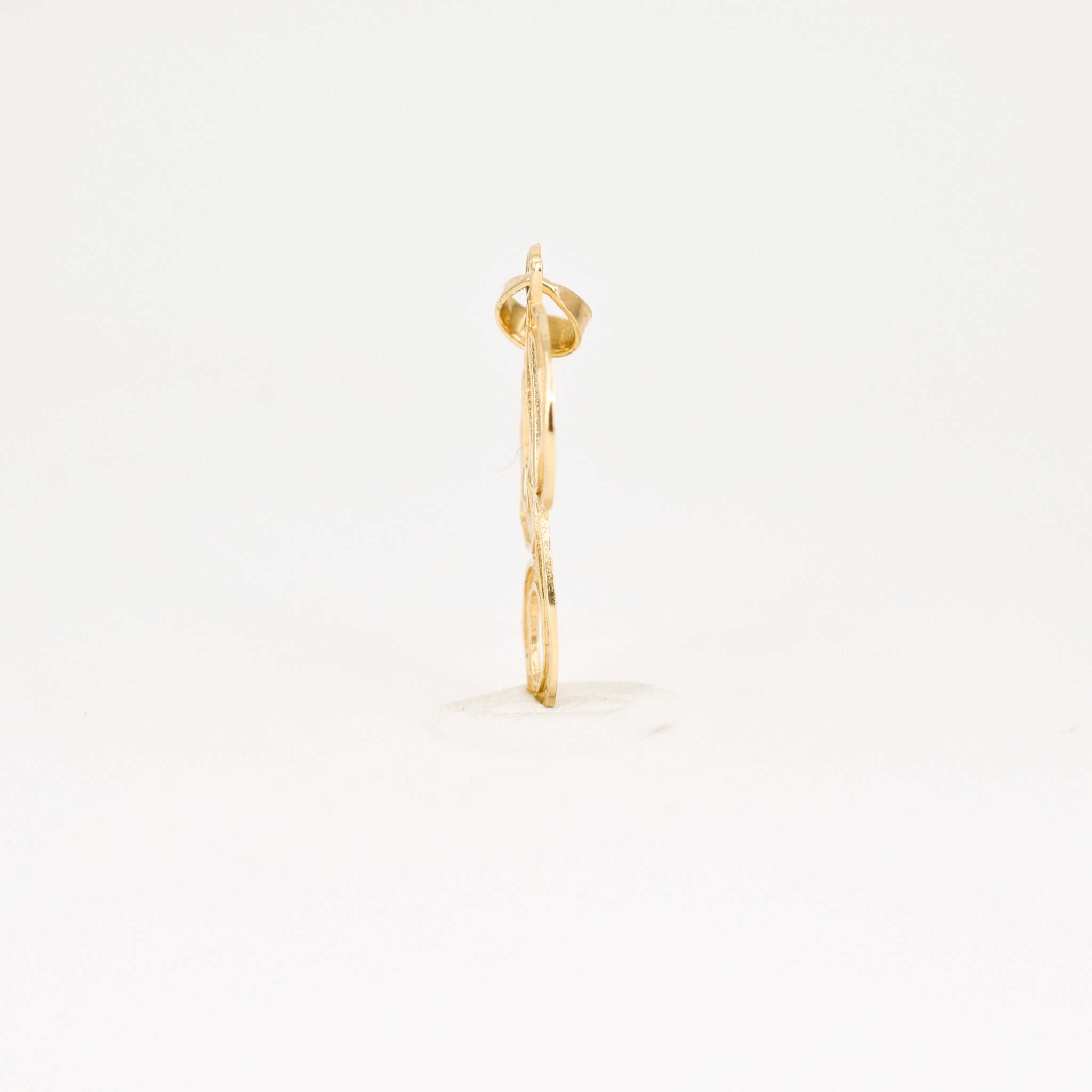 vintage gold 'p' pendant charm, folklor vintage jewelry canada