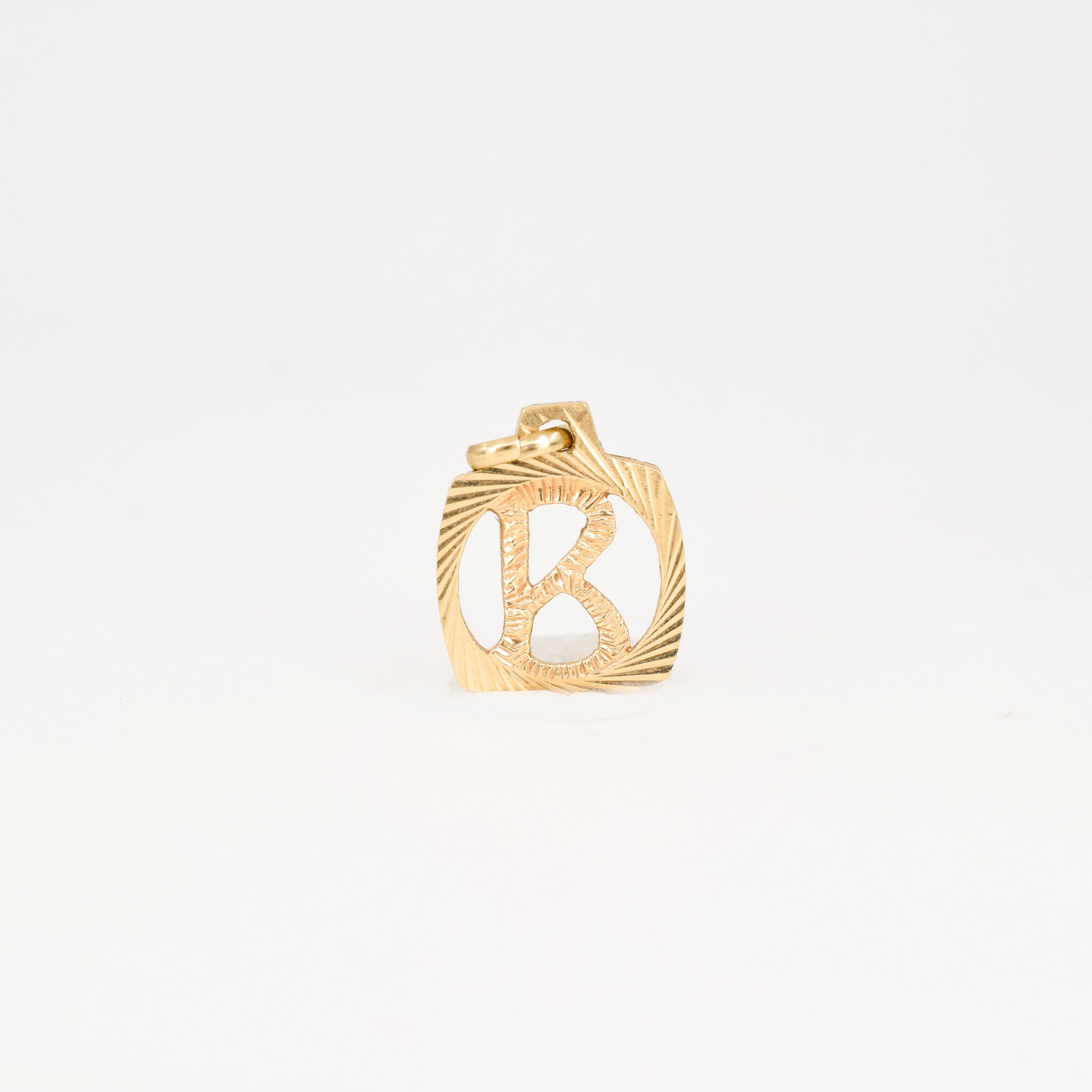 vintage gold 'B' Pendant, folklor vintage jewelry canada