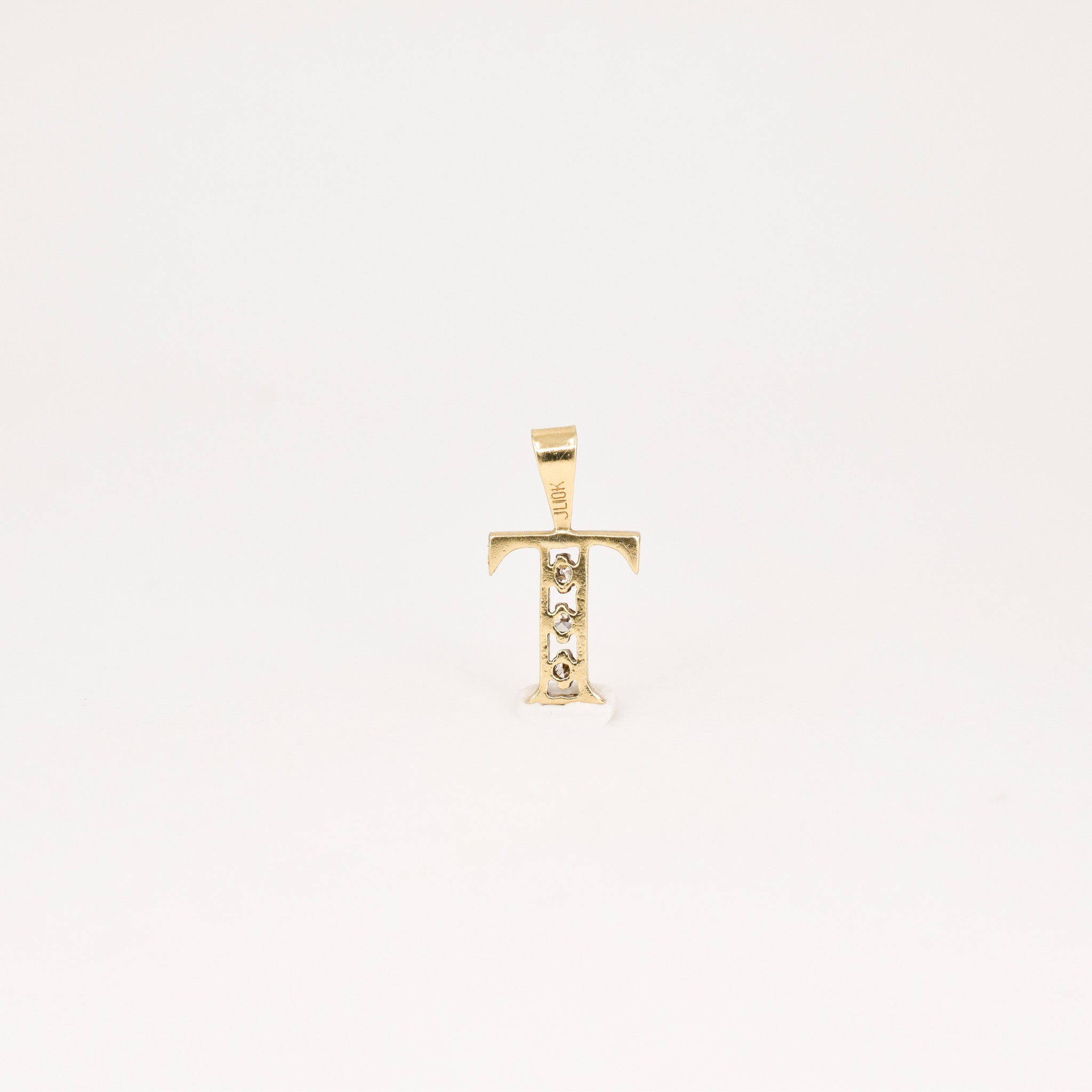 vintage gold t pendant folklor vintage jewelry canada