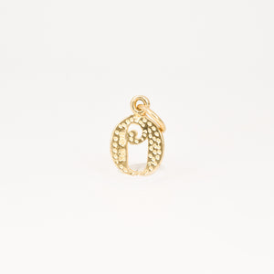 vintage gold O charm pendant, folklor vintage jewelry canada