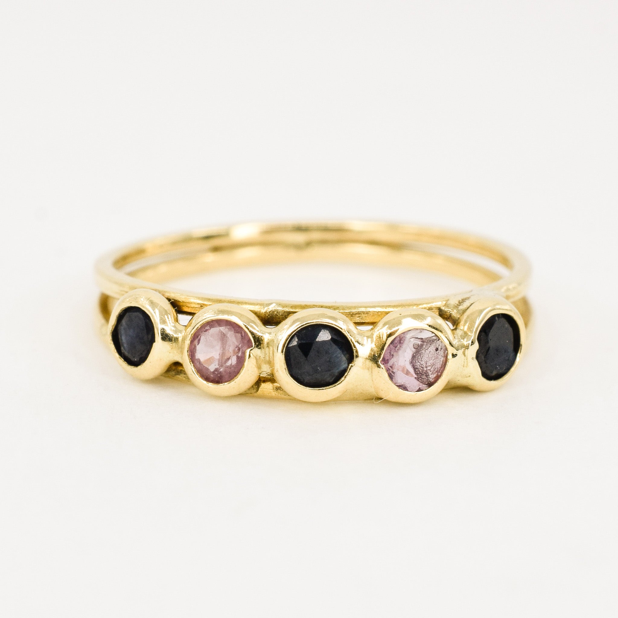 vintage gold bezel set sapphire family ring, folklor vintage jewelry canada