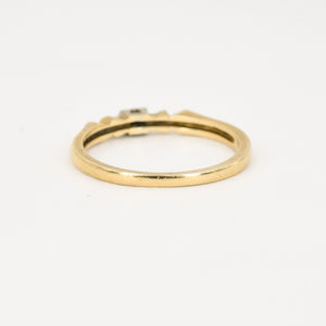 vintage gold structural ring, folklor vintage jewelery canada