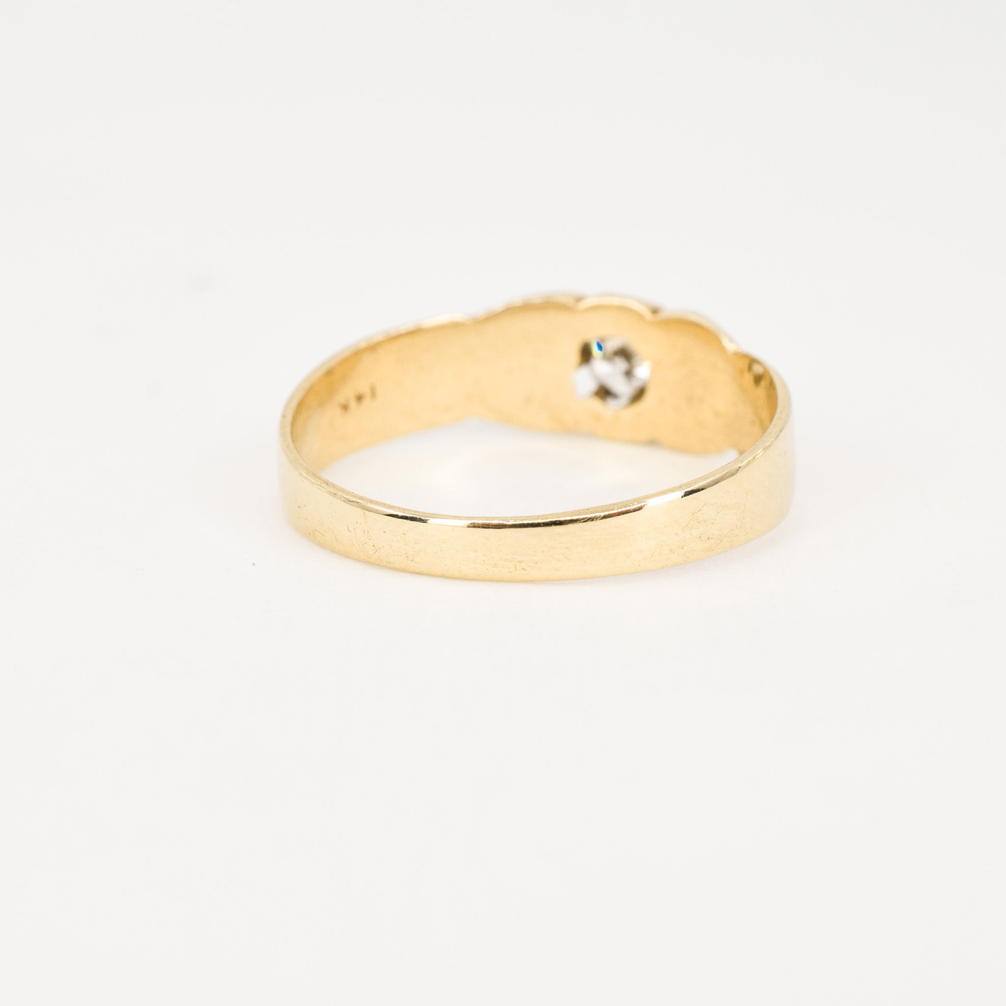 antique gold diamond belcher engagement ring, folklor vintage jewelry canada