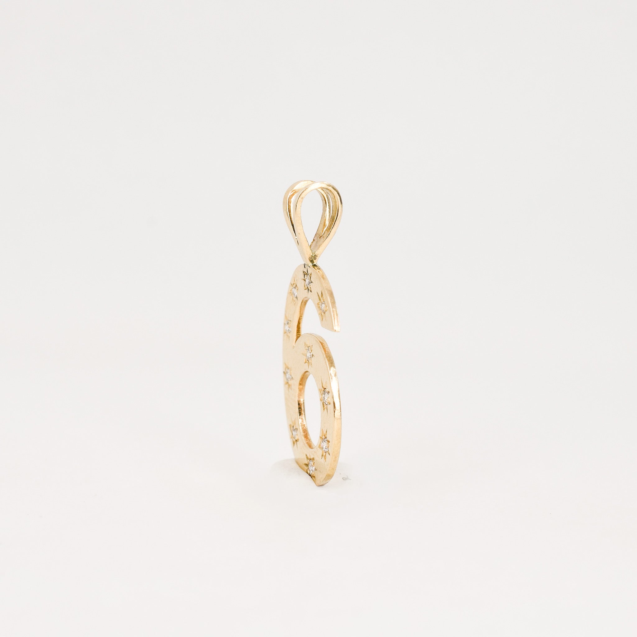 vintage gold 6 pendant with starburst diamonds, folklor vintage jewelry canada 