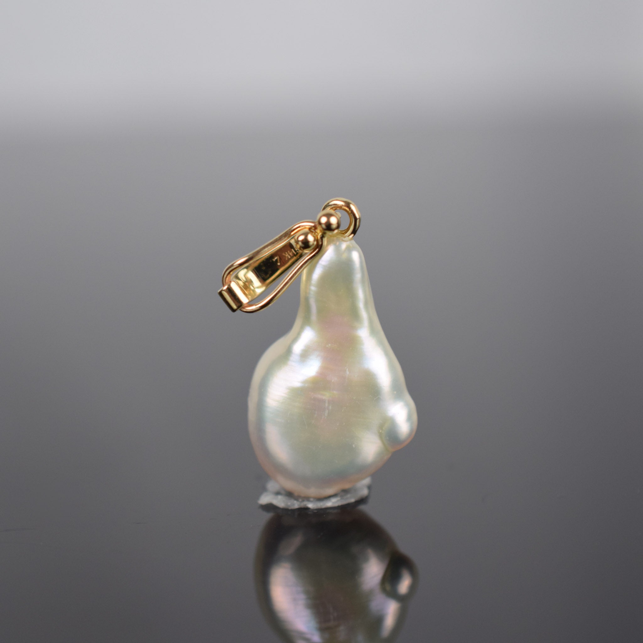 Vintage Baroque Pearl Pendant II