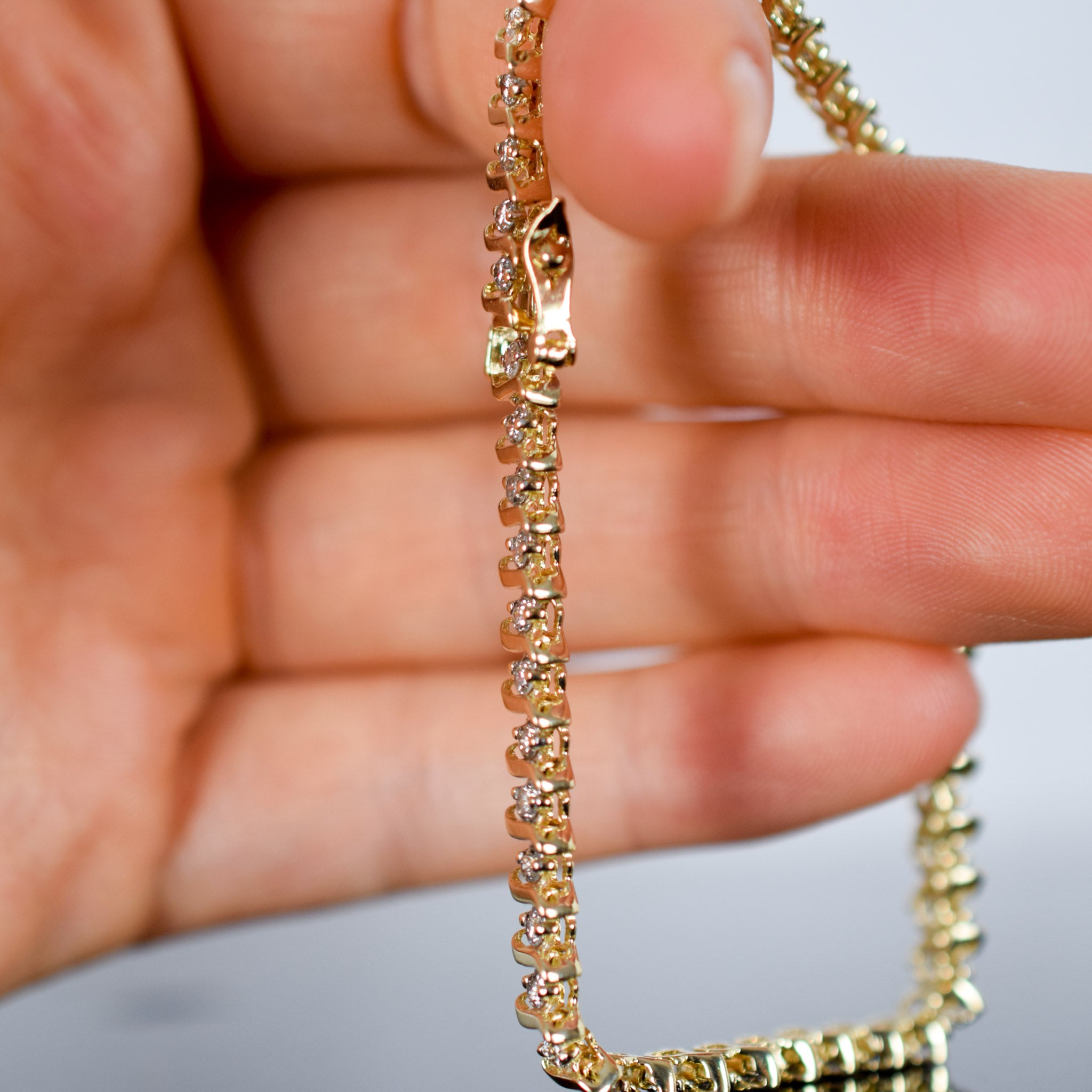 Spectacular Diamond Tennis Bracelet