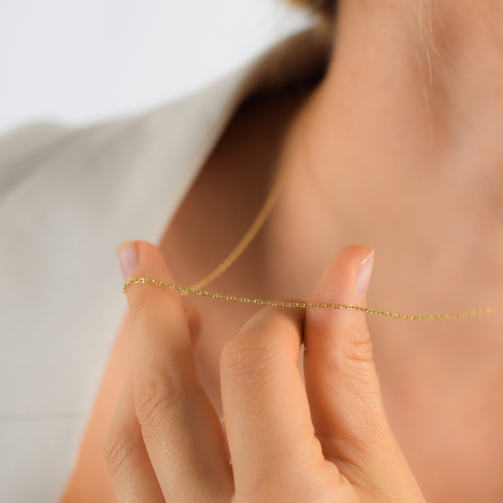 Dainty Mariner Chain (21")