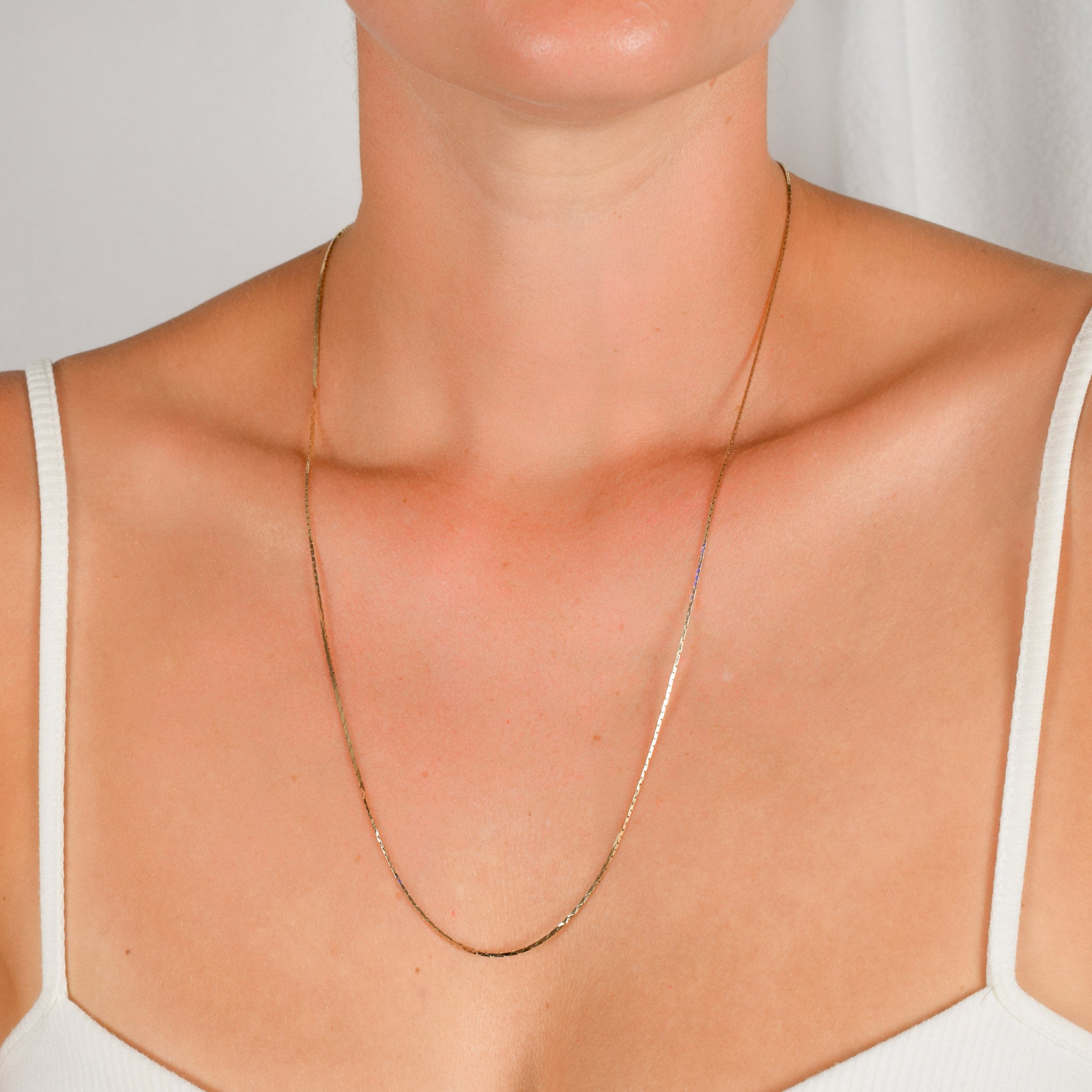 vintage gold necklace, shop folklor vintage jewelry shop