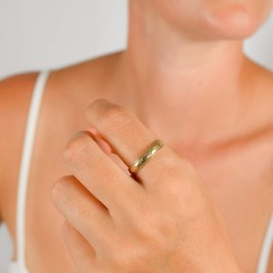 Beautiful gold vintage wedding band, folkor