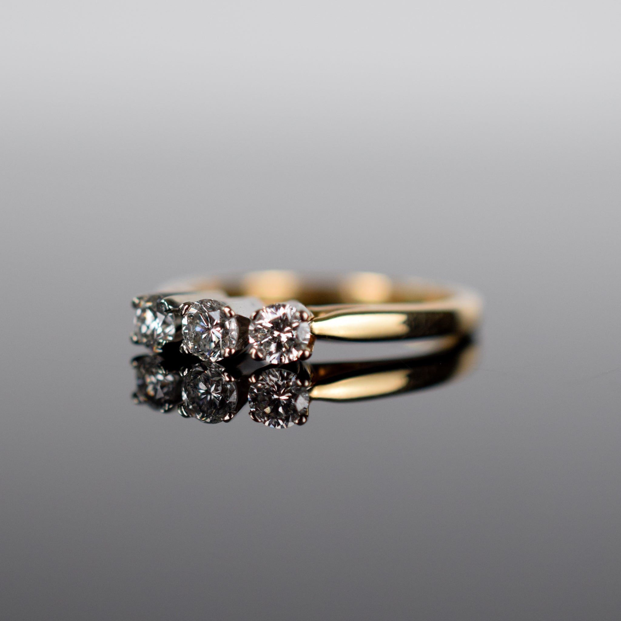 vintage diamond trilogy engagement ring, folklor 