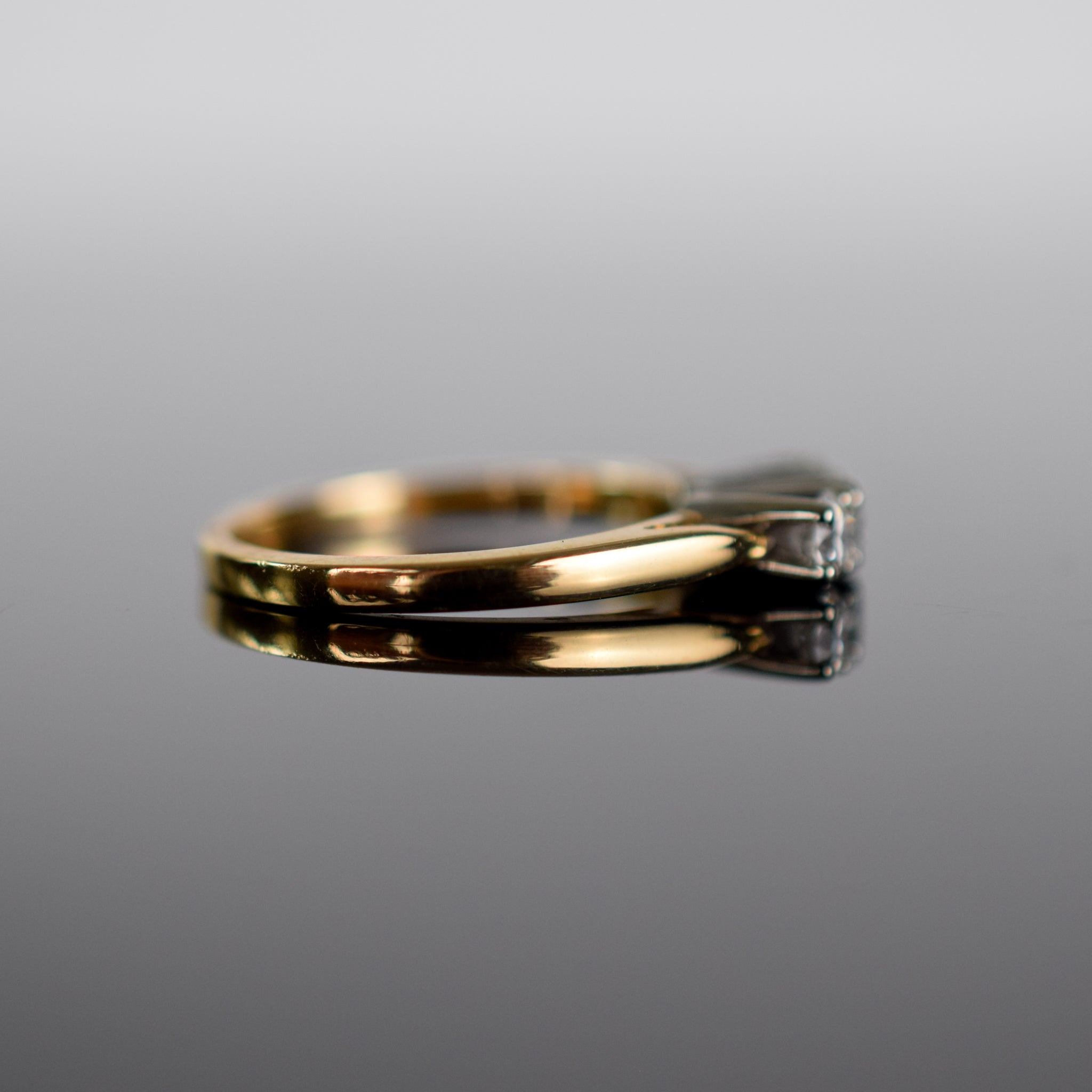 vintage diamond trilogy engagement ring, folklor 