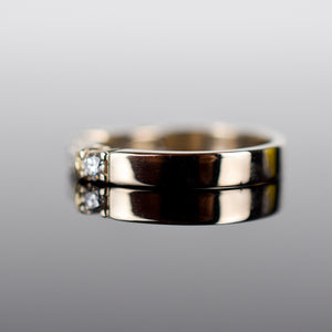 Incredible tapered baguette diamond band, folklor 