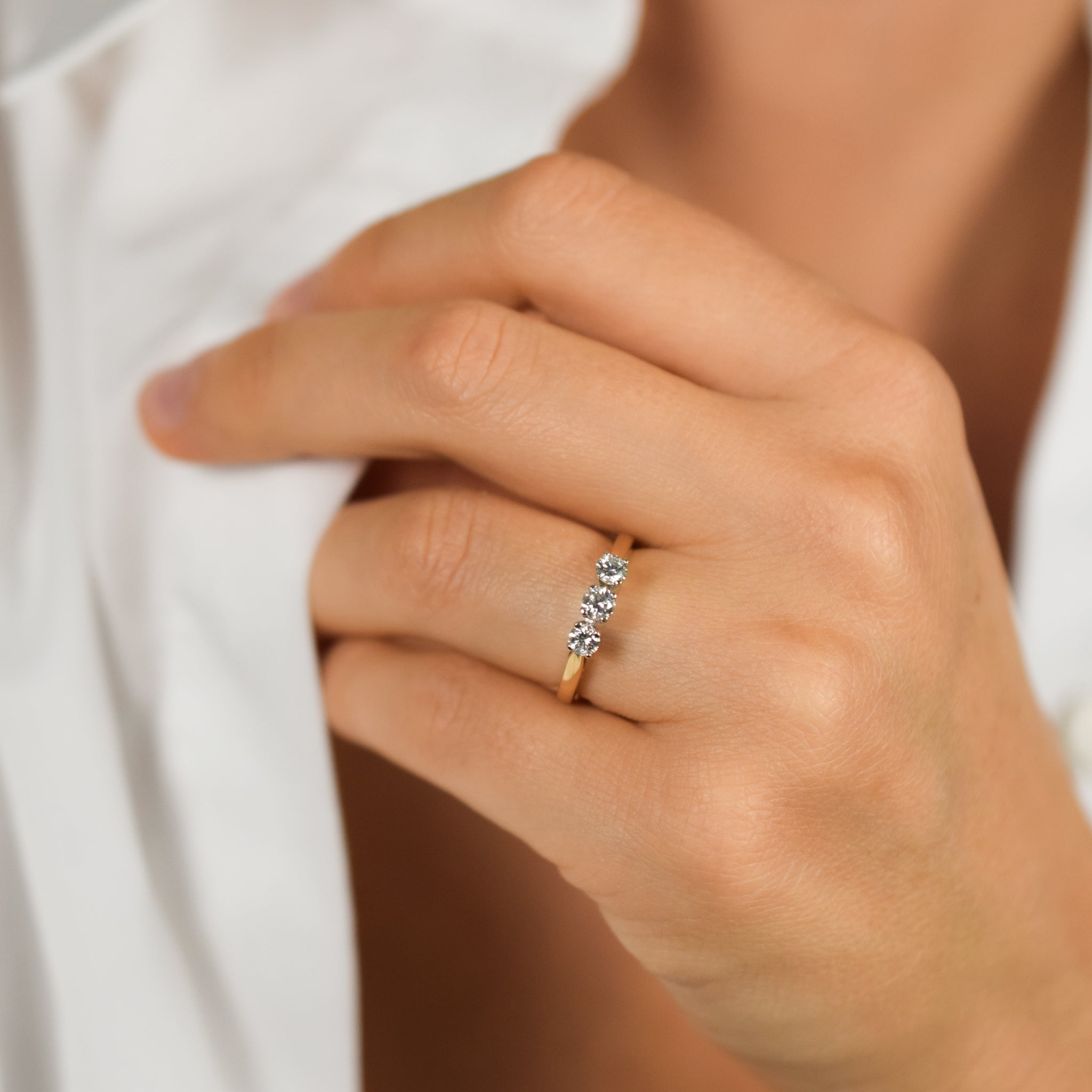 vintage diamond trilogy engagement ring, folklor 