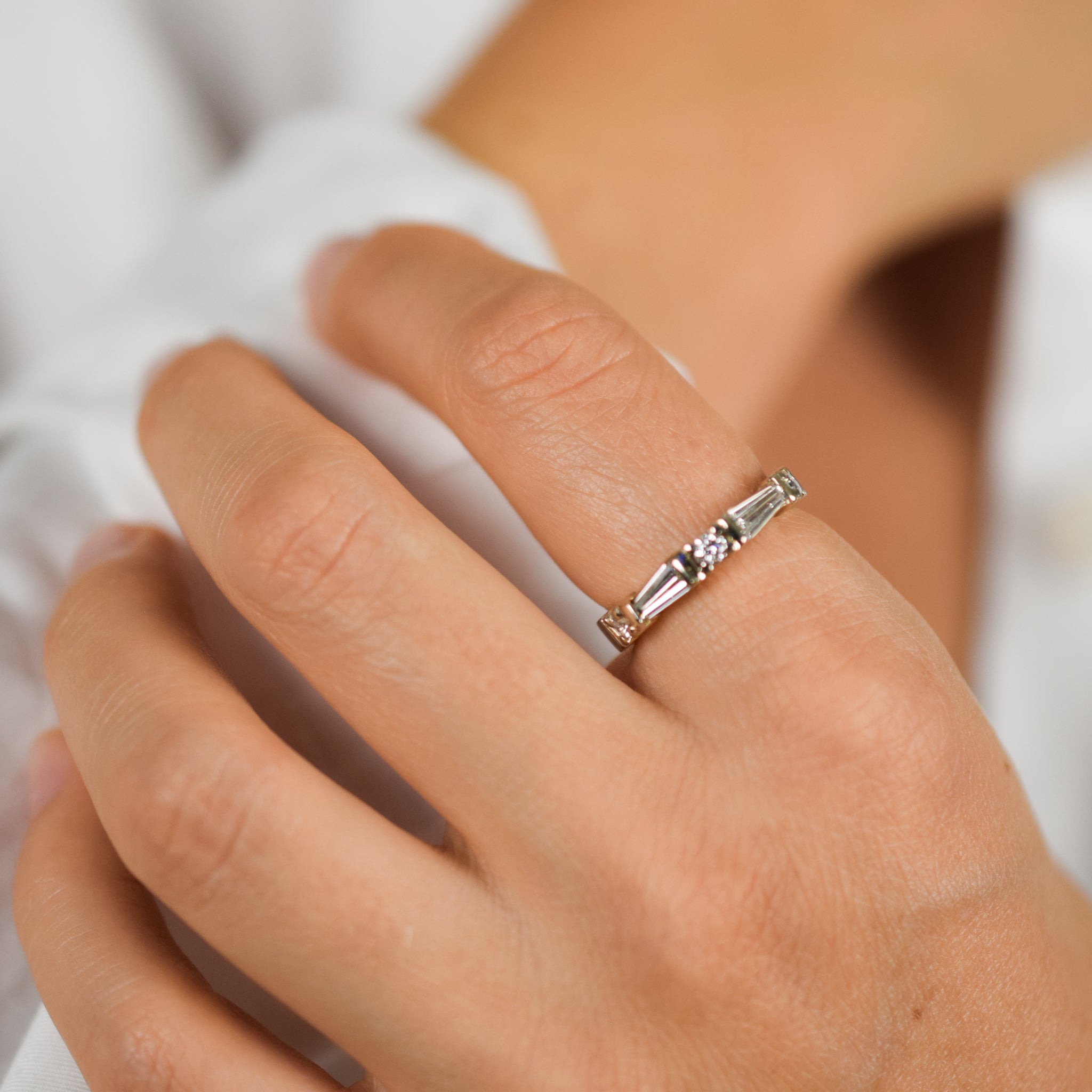 Incredible tapered baguette diamond band, folklor 
