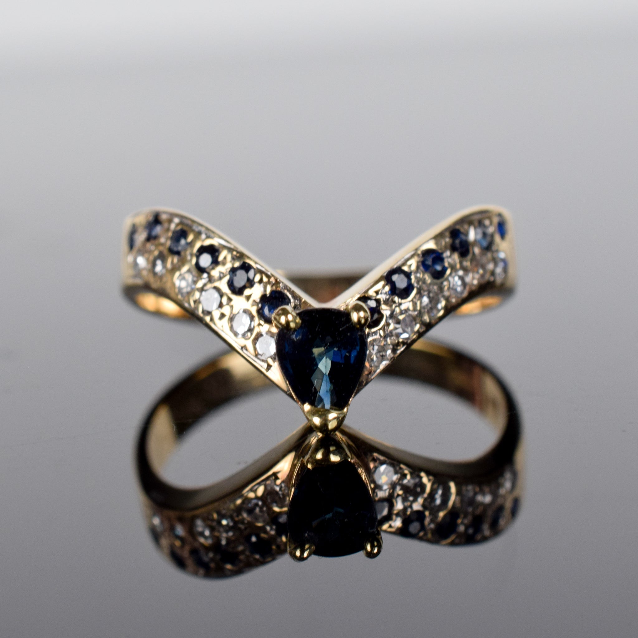 sapphire and diamond wishbone ring, folklor