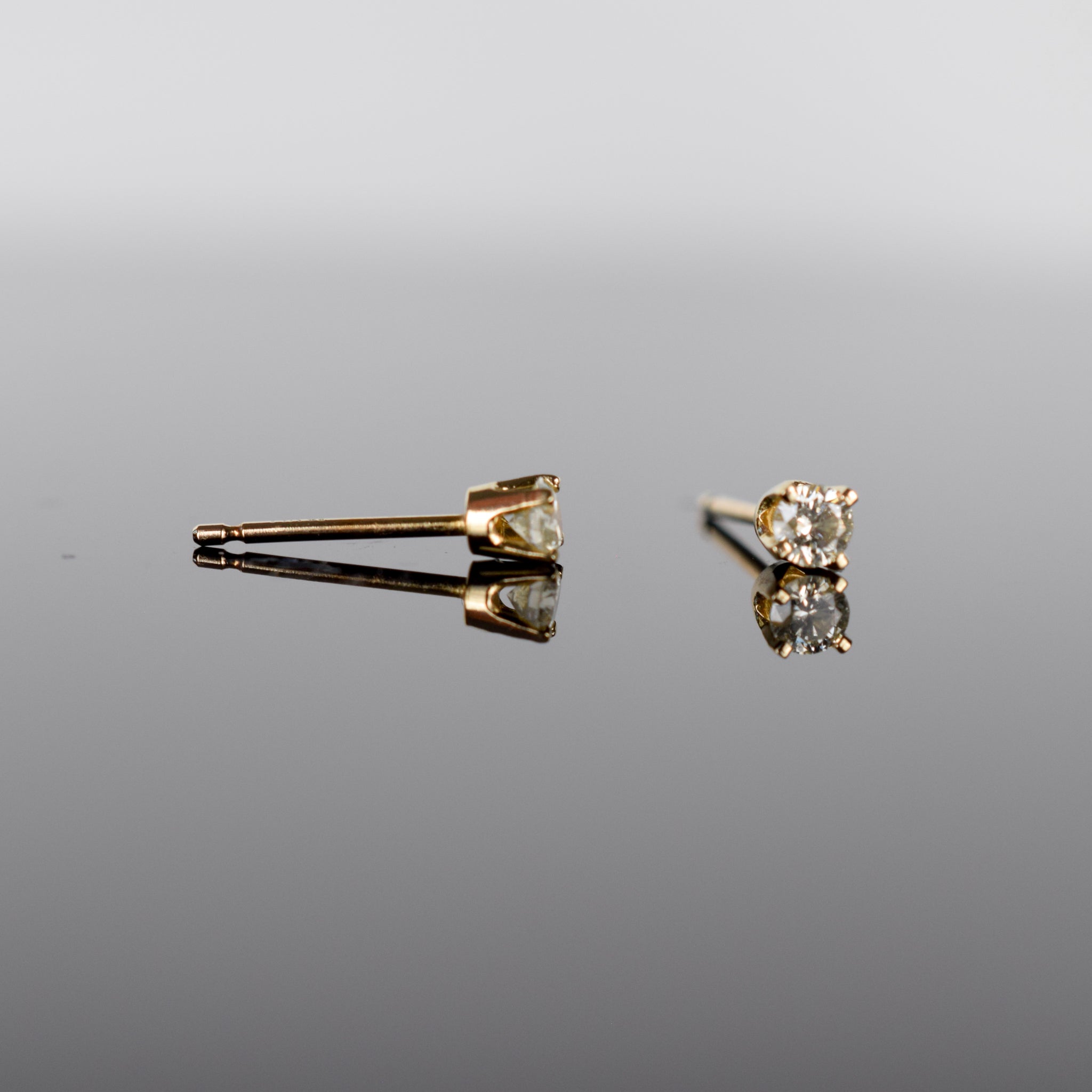 dainty diamond studs, folklor