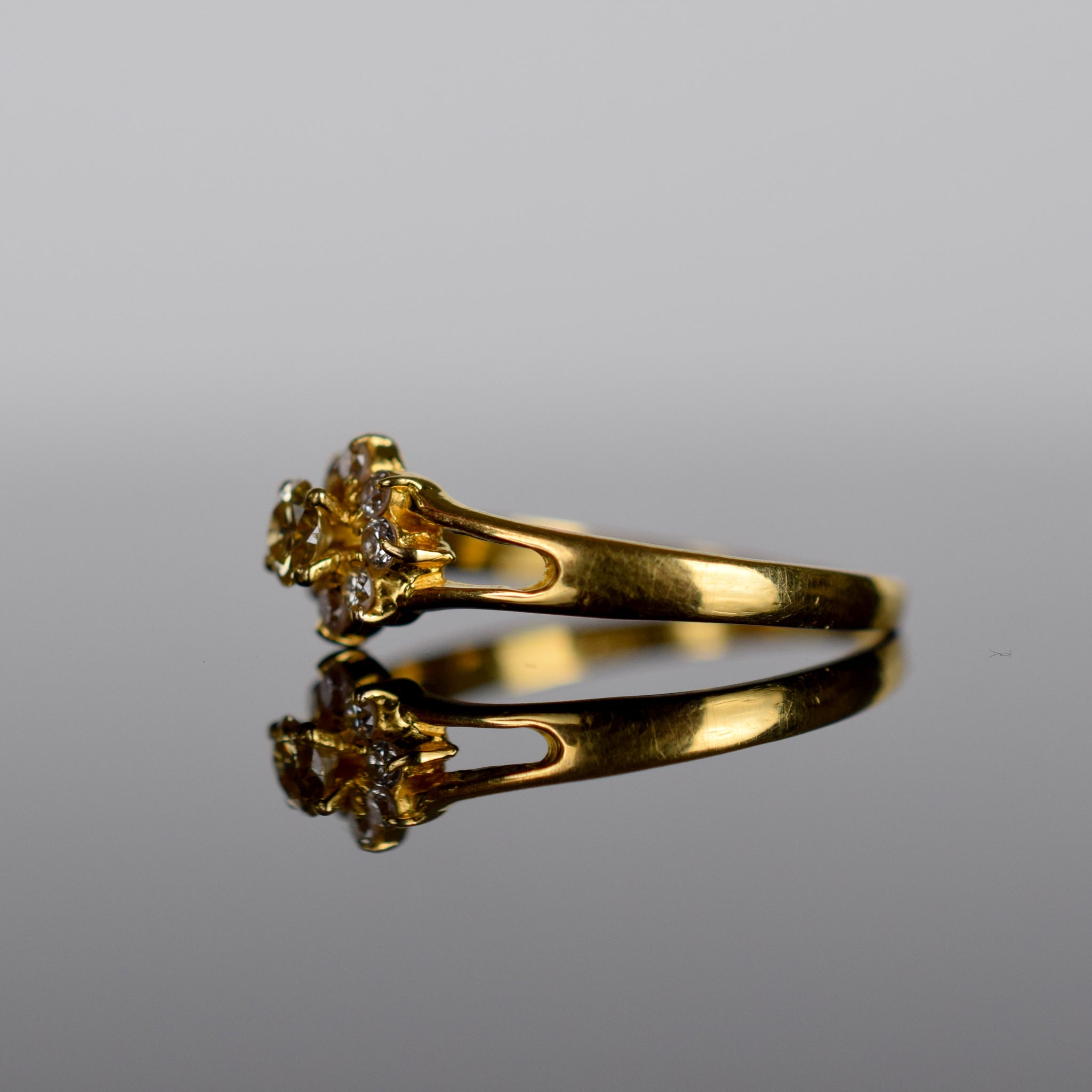 vintage yellow diamond daisy ring, folklor