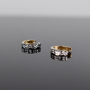 two toned gold huggie earrings, folklor