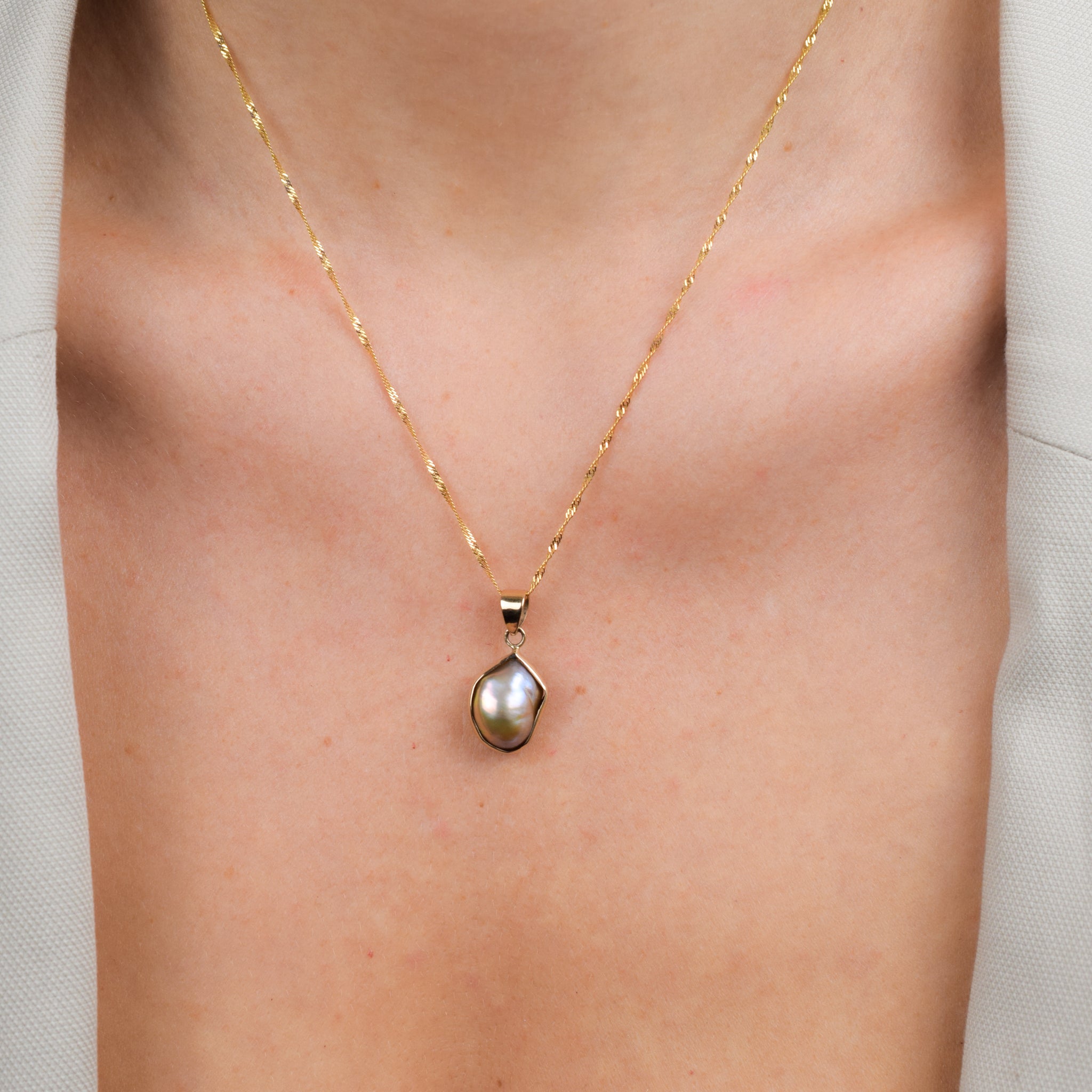 vintage baroque pearl pendant, folklor